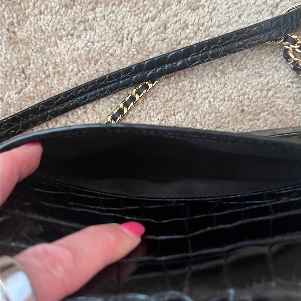 Tory Burch Croc Embossed Shoulder/Crossbody Purse - Picture 12 of 15